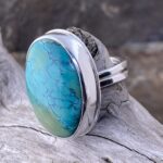 turquoise ring - size 7 - Argentium silver split band