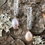 pearl (pink) earrings - bar post - Argentium silver - Image 4