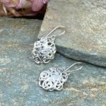 pebbles earrings - round - Argentium silver - Image 3
