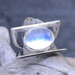 moonstone ring - size 8 - Argentium silver double-D band - 6 carat - Image 4