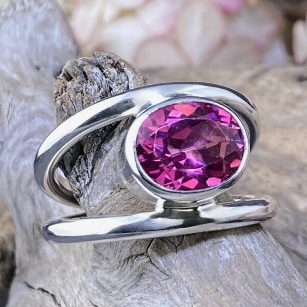 pink topaz ring - size 9 - round double-band - 4.5 carat