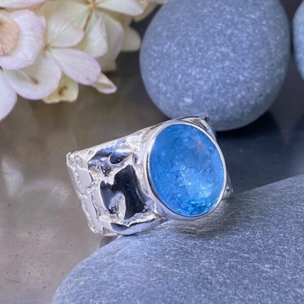 aquamarine ring - size 7.5 - silver river band - 6.15 carats - Image 2