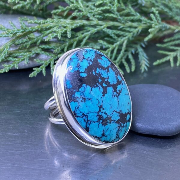 turquoise ring – size 7 – Argentium silver double-band