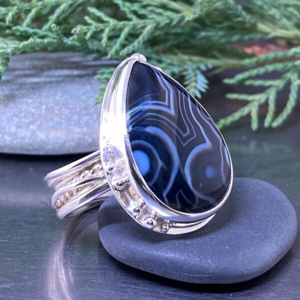 black line agate ring - size 9.25 - Argentium silver bark design