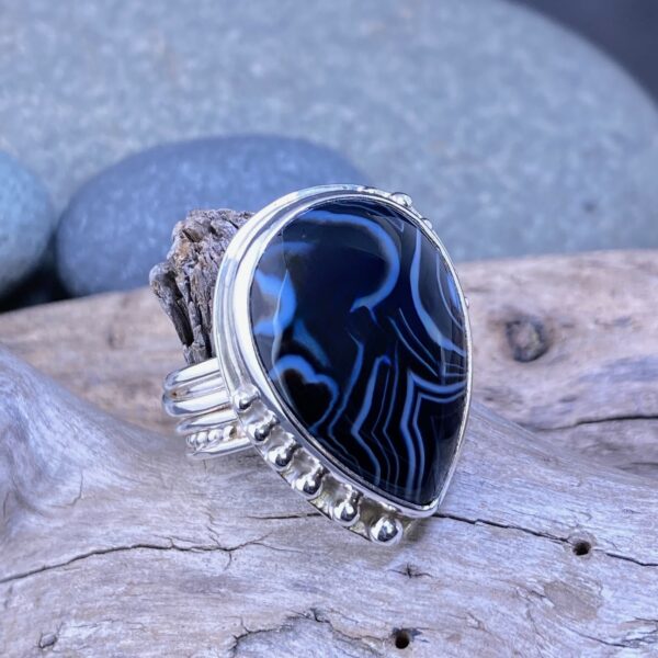 black line agate ring - size 9.25 - Argentium silver bark design - Image 4